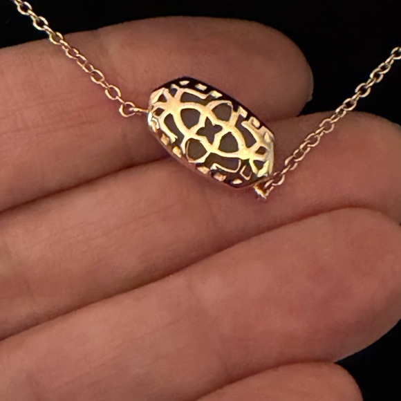 EUC Authentic Kendra Scott Elisa Rose Gold Pendant Necklace in Iridescent Drusy - Picture 4 of 7